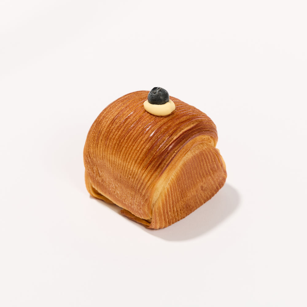 Cross laminated brioche