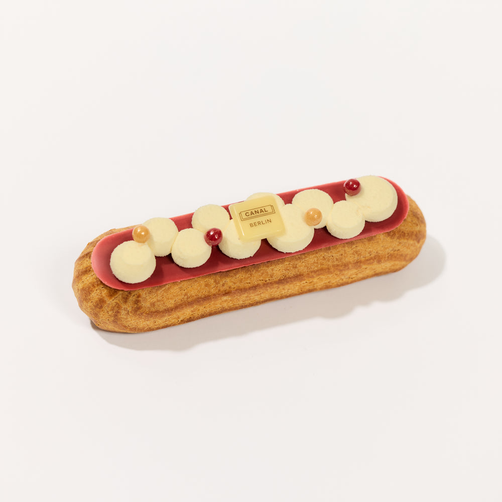 Raspberry Oolong eclair - Holiday special